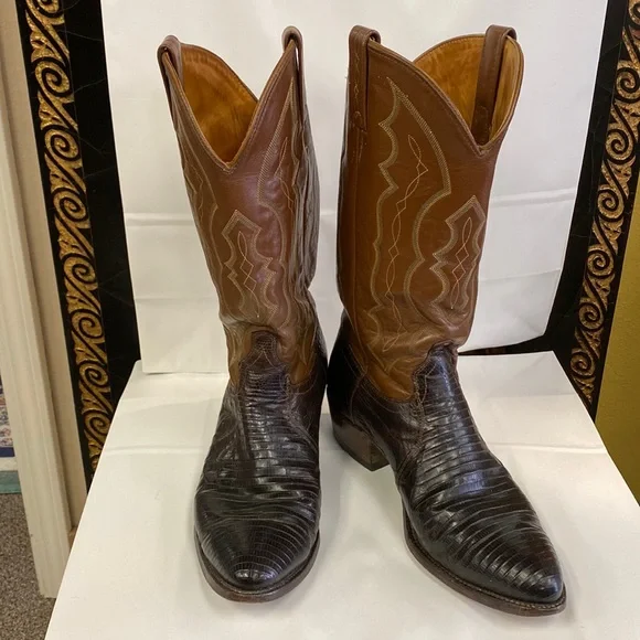 J. CHISHOLM Boots Cowboy Western Leather Size 10 D Handcrafted Men’s Tan Brown s-l400.jpg main image 4